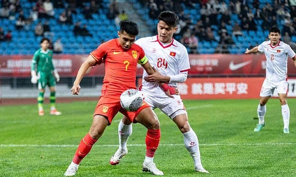 Báo Trung Quốc chê tơi tả đội nhà dù cầm hòa U22 Việt Nam - 2 Báo Trung Quốc chê tơi tả đội nhà dù cầm hòa U22 Việt Nam - 2