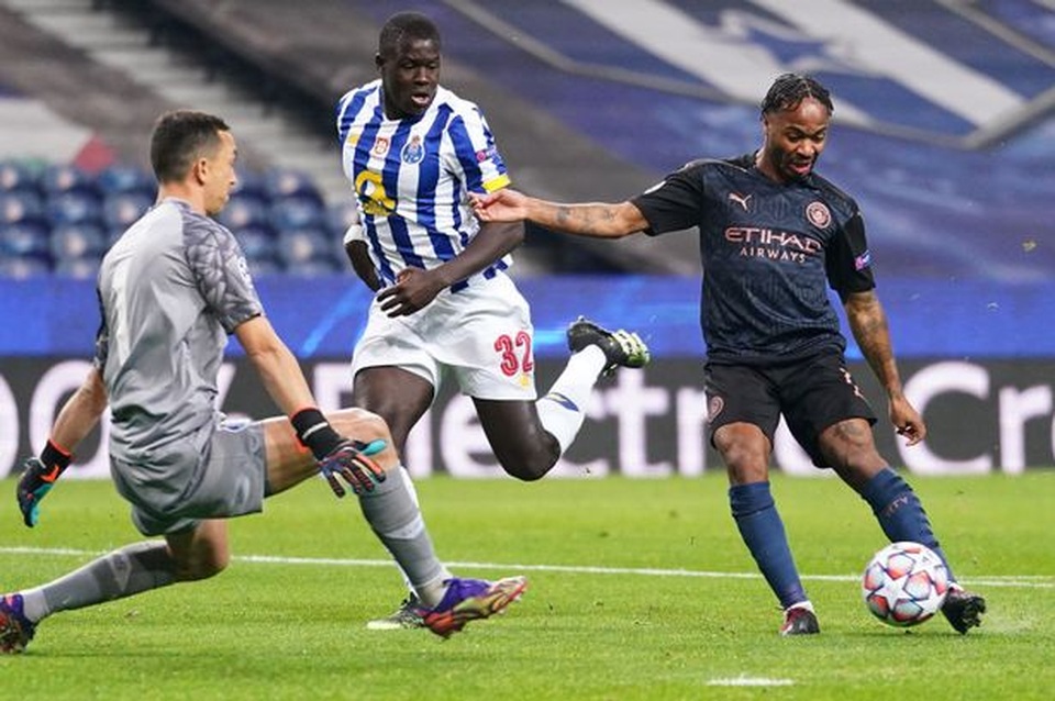 VAR khiến Man City tuột chiến thắng trước Porto - 2 VAR khiến Man City tuột chiến thắng trước Porto - 2