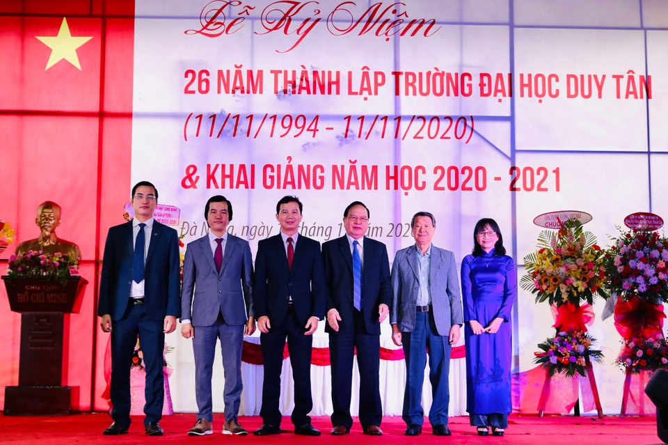 Trường ĐH Duy Tân công bố thành lập 5 trường đào tạo - 1 Trường ĐH Duy Tân công bố thành lập 5 trường đào tạo - 1