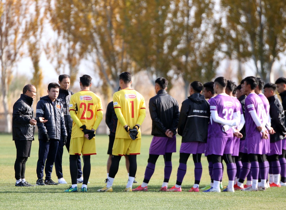 HLV Park Hang Seo yêu cầu U23 Việt Nam dồn sức đấu Myanmar - 1