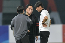 Sếp lớn bóng đá Indonesia đặt mục tiêu "6 điểm" trước Việt Nam