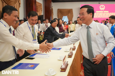 Chủ tịch nước biểu dương các thế hệ chiến sĩ tình nguyện tiêu biểu