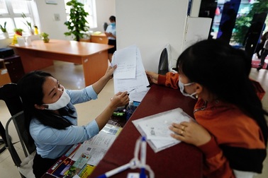 Từ 1/1/2022, người nước ngoài tham gia BHXH đóng bao nhiêu tiền?