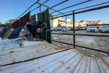 Hiện trạng những bãi xe không phép ở Cầu Giấy sau khi được giải tỏa