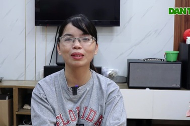 Gặp lại chị gái 10 năm cõng em đến trường ở Hà Nội