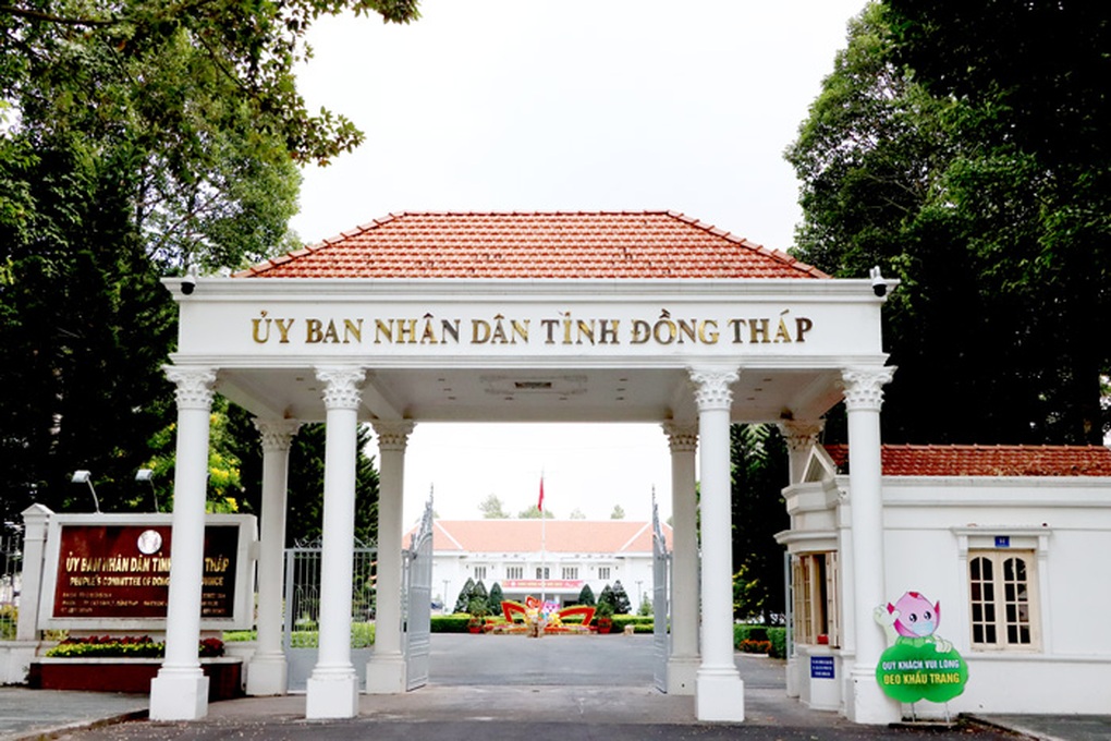 Đồng Tháp cấp nhiều giấy phép khai thác cát không đúng quy định - 2 Đồng Tháp cấp nhiều giấy phép khai thác cát không đúng quy định - 2