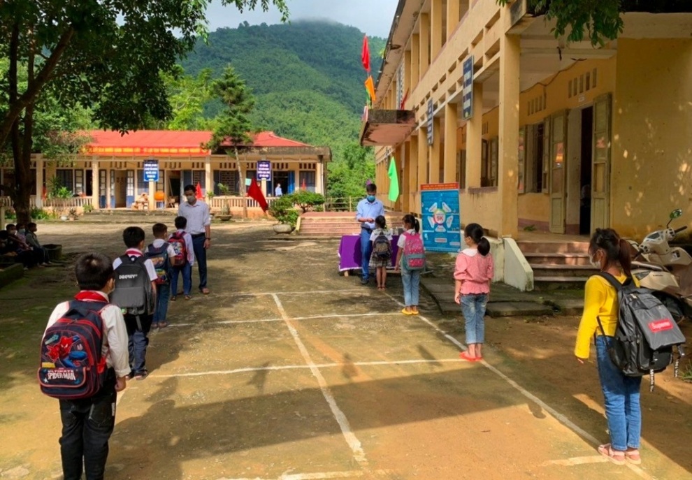 Lễ khai giảng muộn đáng nhớ ngay trong lớp học - 8 Lễ khai giảng muộn đáng nhớ ngay trong lớp học - 8