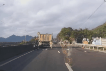 Xác minh đối tượng đi xe SH "thông chốt" cảnh sát giao thông