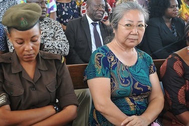 Bà trùm buôn lậu ngà voi Trung Quốc lãnh án nặng ở Châu Phi