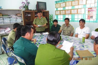 Cứu “con nợ”, 3 “hiệp sĩ” được thưởng