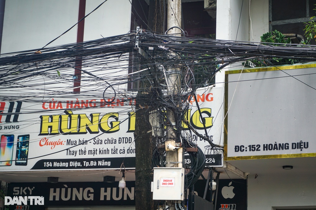 Đà Nẵng cải tạo 4 tuyến đường trung tâm giăng đầy mạng nhện - 2 Đà Nẵng cải tạo 4 tuyến đường trung tâm giăng đầy mạng nhện - 2