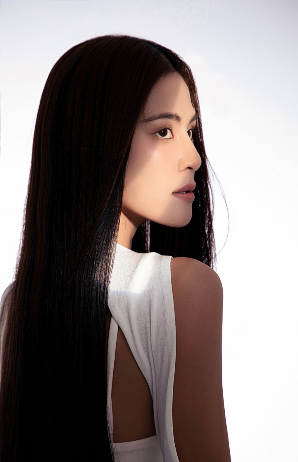 Live concert đầu tiên của Miêu Quý Tộc Hà Nhi vừa mở bán đã cháy vé - 1 Live concert đầu tiên của Miêu Quý Tộc Hà Nhi vừa mở bán đã cháy vé - 1