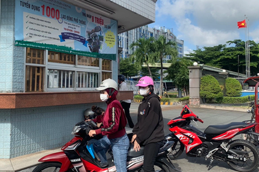 Chạy khắp 3 khu công nghiệp không tìm được việc lương 6 triệu đồng