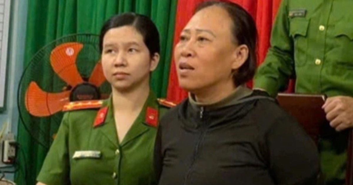Bắt tạm giam cặp vợ chồng hờ làm giả nhiều giấy phép lái xe