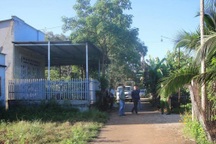 Người phụ nữ nghi bị bắn tử vong trước cửa nhà ở Đồng Nai