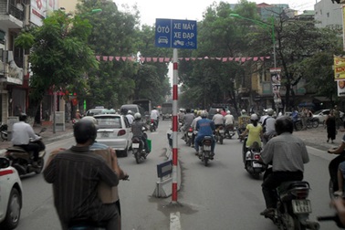 Kiểm điểm công chức cố tình phạm luật giao thông