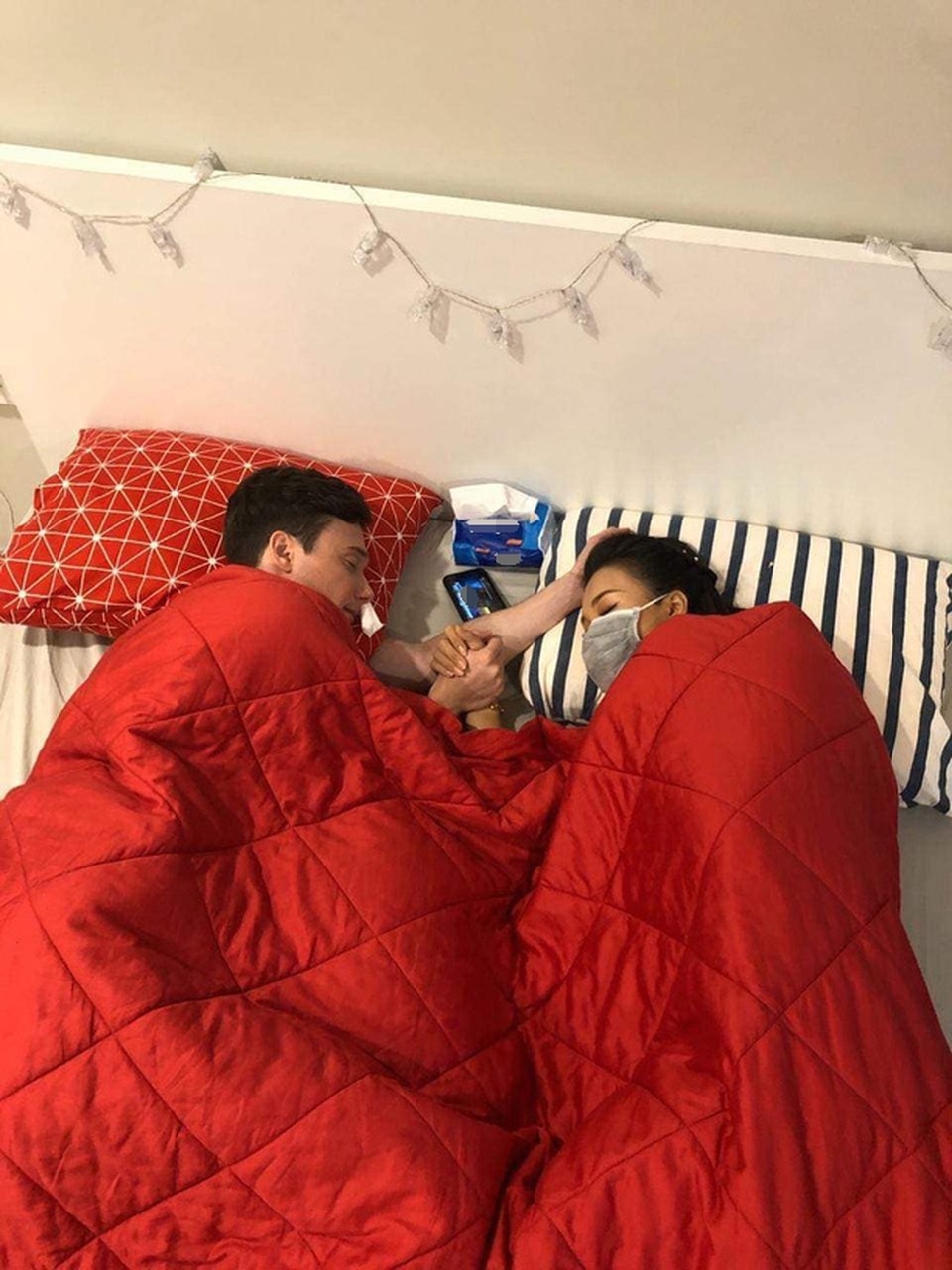 Trường Giang, Nhã Phương xúc động trong đám cưới “có một không hai” của Hoàng Oanh - 6 Trường Giang, Nhã Phương xúc động trong đám cưới “có một không hai” của Hoàng Oanh - 6