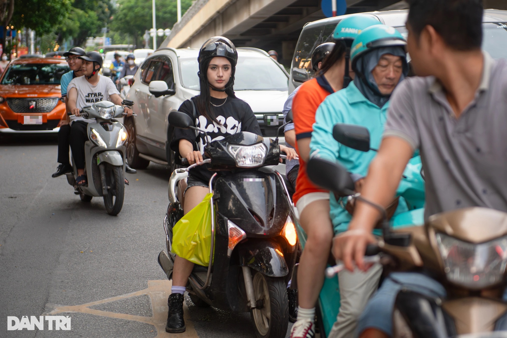 Cuộc sống của cô gái ở Hà Nội 19 năm sống trong hình hài nam giới - 6