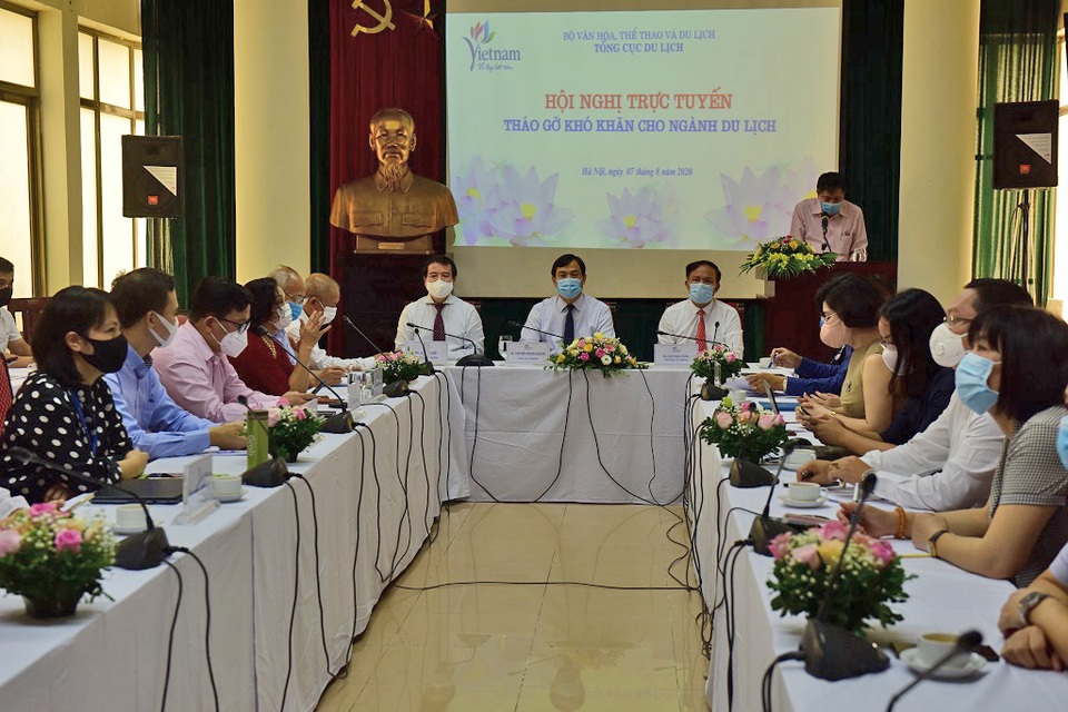 Chịu cú đánh bồi, doanh nghiệp du lịch đề nghị được “giải cứu” - 1 Chịu cú đánh bồi, doanh nghiệp du lịch đề nghị được “giải cứu” - 1