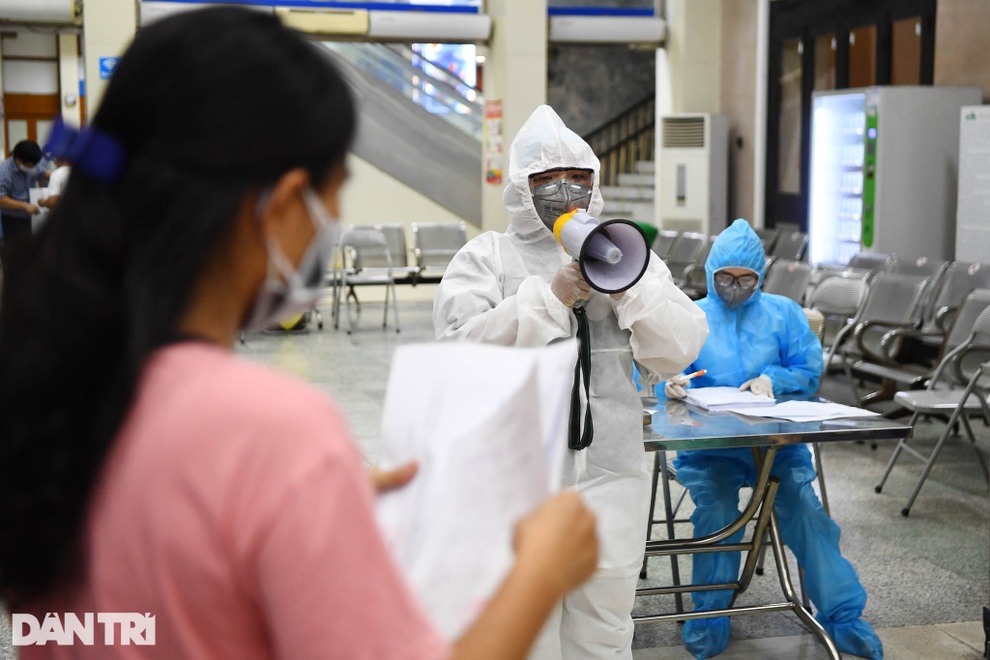 Hà Nội, Vĩnh Phúc, Đắk Lắk thêm nhiều ca dương tính SARS-CoV-2 - 1 Hà Nội, Vĩnh Phúc, Đắk Lắk thêm nhiều ca dương tính SARS-CoV-2 - 1