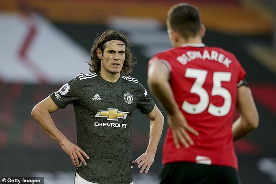 Cavani lên tiếng xin lỗi sau dòng trạng thái gây hiểu lầm - 1 Cavani lên tiếng xin lỗi sau dòng trạng thái gây hiểu lầm - 1