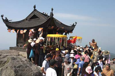 Cõi thiêng Yên Tử ngày khai hội