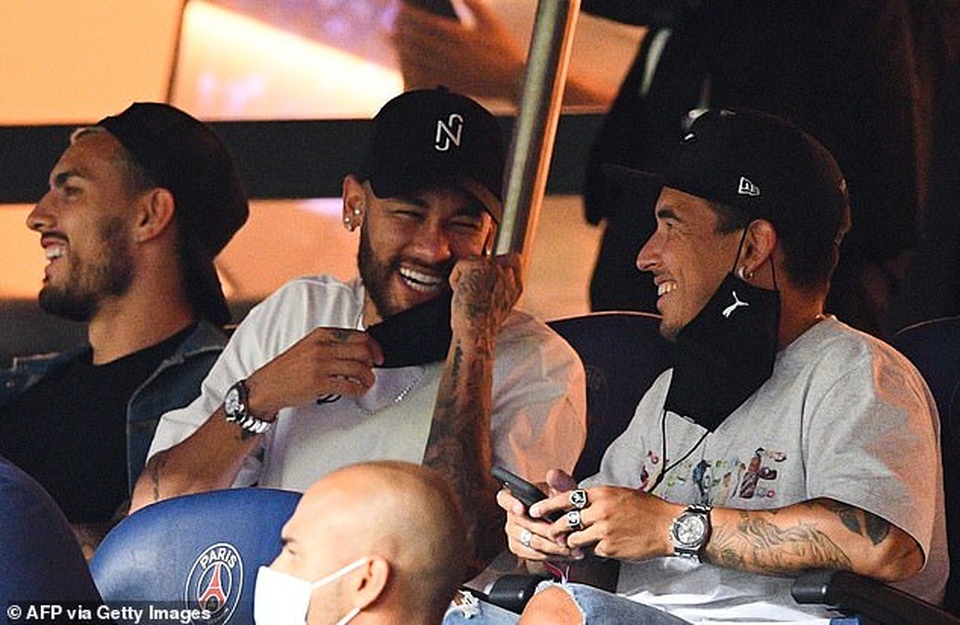 Diallo nhận thẻ đỏ, PSG may mắn giành chiến thắng phút bù giờ - 4 Diallo nhận thẻ đỏ, PSG may mắn giành chiến thắng phút bù giờ - 4