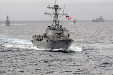 Philippines muốn Mỹ “tự lực cánh sinh” khi tuần tra Biển Đông