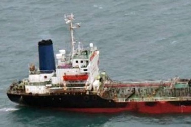 Tàu Triều Tiên tiếp tục bị nghi giao dịch trái phép trên biển