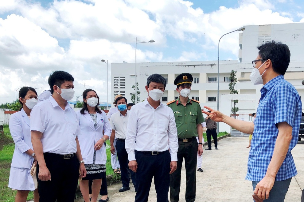 Phó Thủ tướng: Bình Dương cần trang bị khẩn cấp 1.000 khẩu oxy - 1 Phó Thủ tướng: Bình Dương cần trang bị khẩn cấp 1.000 khẩu oxy - 1