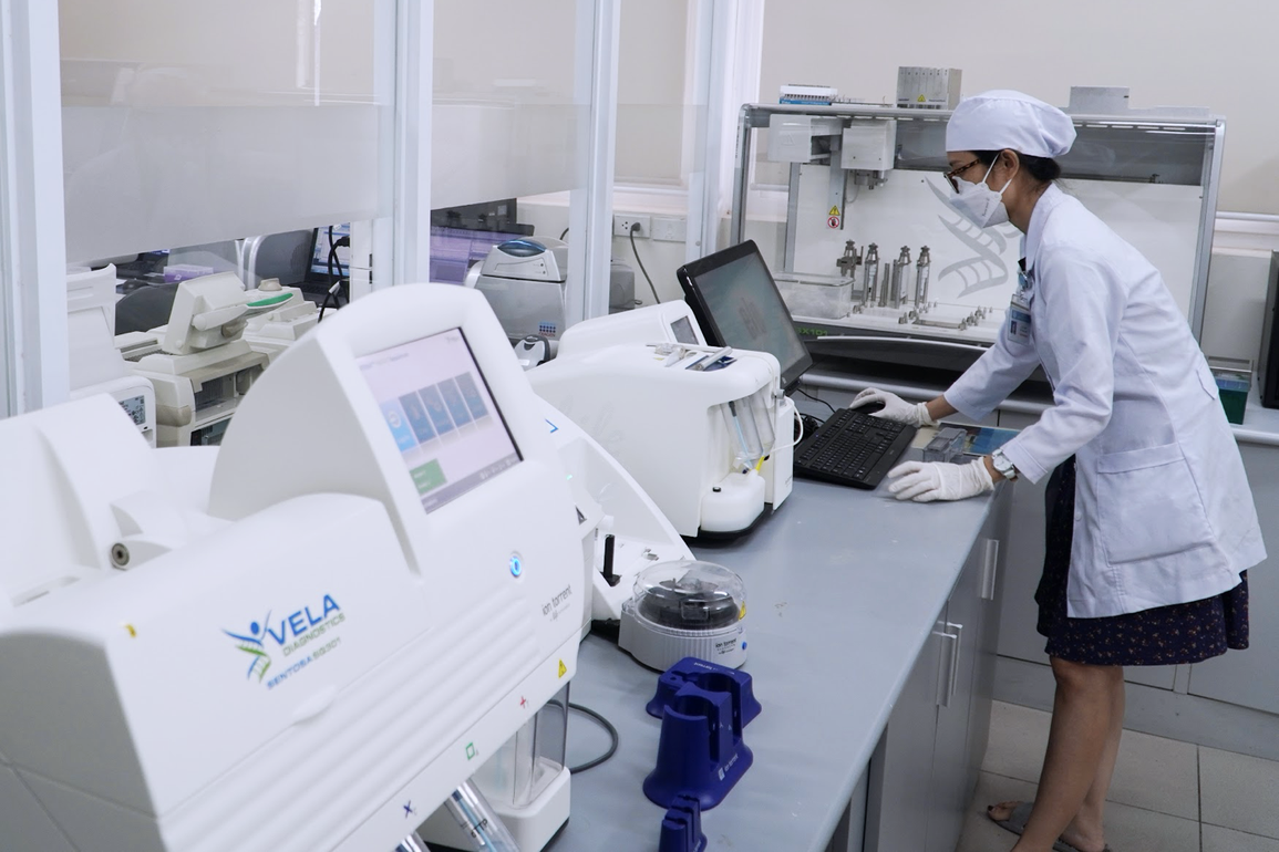 Việt Nam lần đầu có kỹ thuật giúp bệnh nhân ung thư máu thêm cơ hội sống - 1 Việt Nam lần đầu có kỹ thuật giúp bệnh nhân ung thư máu thêm cơ hội sống - 1
