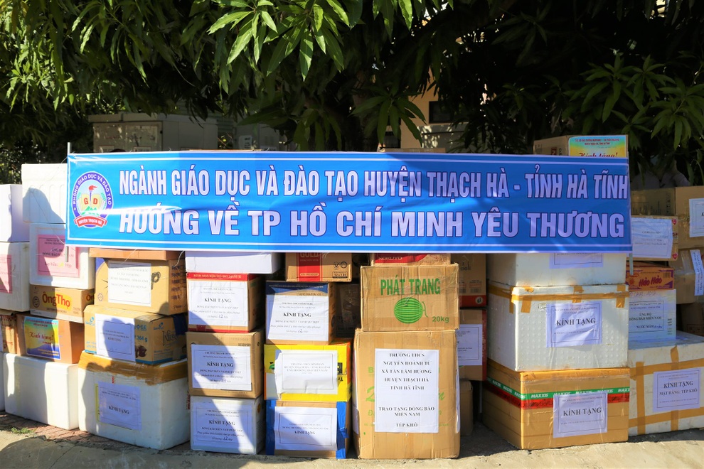 Gom từng quả trứng, trái bí… thành hàng trăm tấn thực phẩm gửi vào miền Nam - 5 Gom từng quả trứng, trái bí… thành hàng trăm tấn thực phẩm gửi vào miền Nam - 5