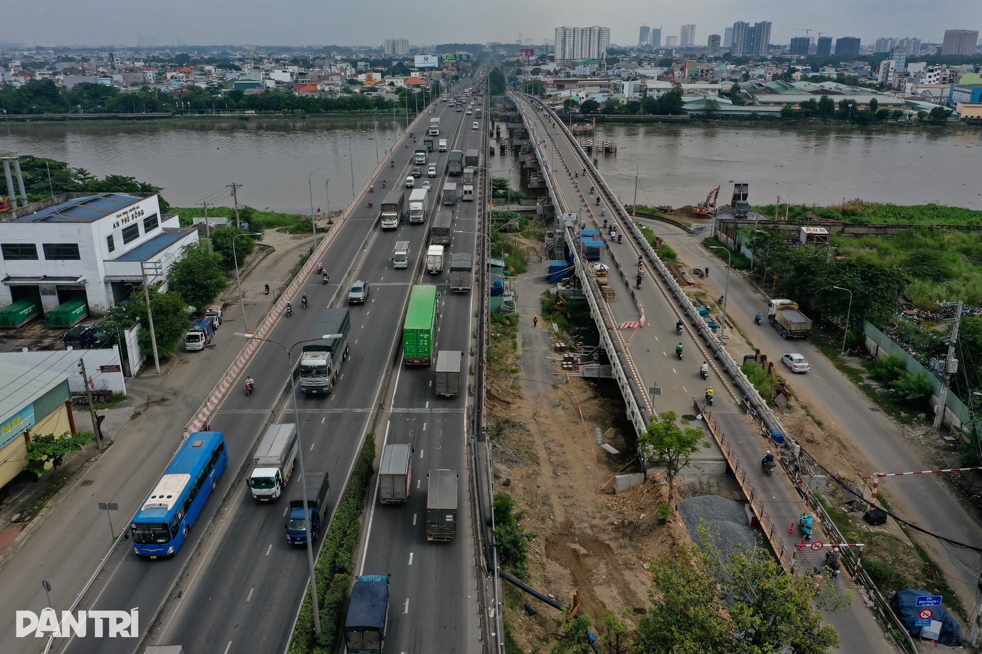 Thần đèn đã hoàn thành nâng cầu Bình Phước 1 ở TPHCM thêm 1,25m - 2