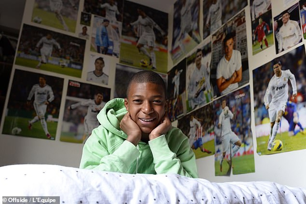 Vì sao Kylian Mbappe liên tục từ chối hào quang rực rỡ của Real Madrid? - 1 Vì sao Kylian Mbappe liên tục từ chối hào quang rực rỡ của Real Madrid? - 1