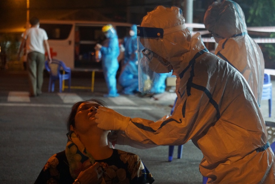 Hiểu thêm về chiến thuật xét nghiệm gộp của Đà Nẵng - 3 Hiểu thêm về chiến thuật xét nghiệm gộp của Đà Nẵng - 3