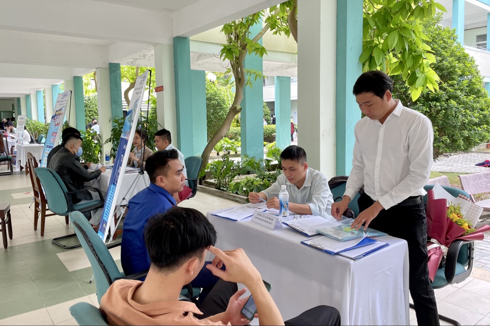 96% sinh viên trường Cao đẳng nghề Đà Nẵng tốt nghiệp có việc làm ngay - 4 96% sinh viên trường Cao đẳng nghề Đà Nẵng tốt nghiệp có việc làm ngay - 4