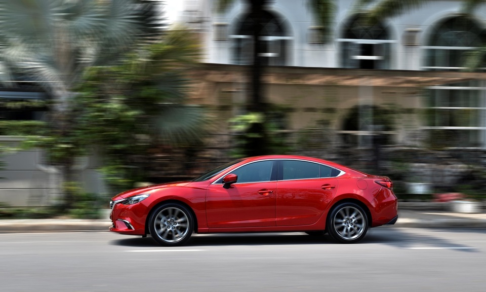 Cơ hội hấp dẫn sở hữu sedan phân khúc đẳng cấp nhất của Mazda - 3 Cơ hội hấp dẫn sở hữu sedan phân khúc đẳng cấp nhất của Mazda - 3