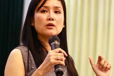 Nhà báo Thu Uyên tiết lộ kinh nghiệm với SV báo chí 