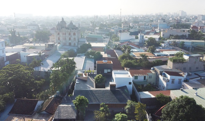 Lạ mắt với ngôi nhà 1.000 m2 tại Hóc Môn vừa xuất hiện trên báo Mỹ - Ảnh 1. Lạ mắt với ngôi nhà 1.000 m2 tại Hóc Môn vừa xuất hiện trên báo Mỹ - Ảnh 1.