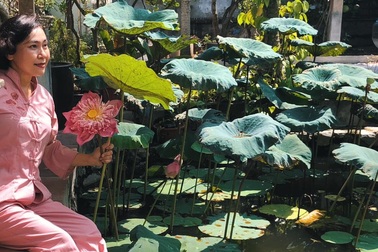 Mua đất ngoại ô làm nhà vườn, không ngờ 10 năm sau thành tài sản đắt giá