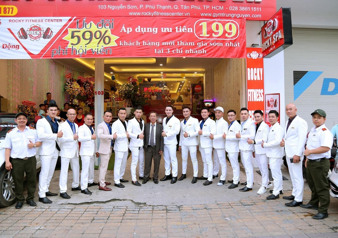 Trải nghiệm hàng loạt bộ môn thể thao hấp dẫn, hiện đại tại trung tâm Rocky Fitness Center - 1 Trải nghiệm hàng loạt bộ môn thể thao hấp dẫn, hiện đại tại trung tâm Rocky Fitness Center - 1