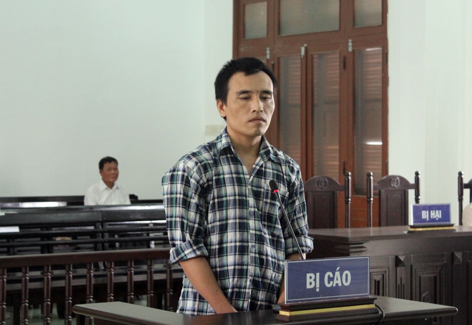 Mâu thuẫn từ “loa kẹo kéo”, em rể đoạt mạng anh vợ - 1 Mâu thuẫn từ “loa kẹo kéo”, em rể đoạt mạng anh vợ - 1