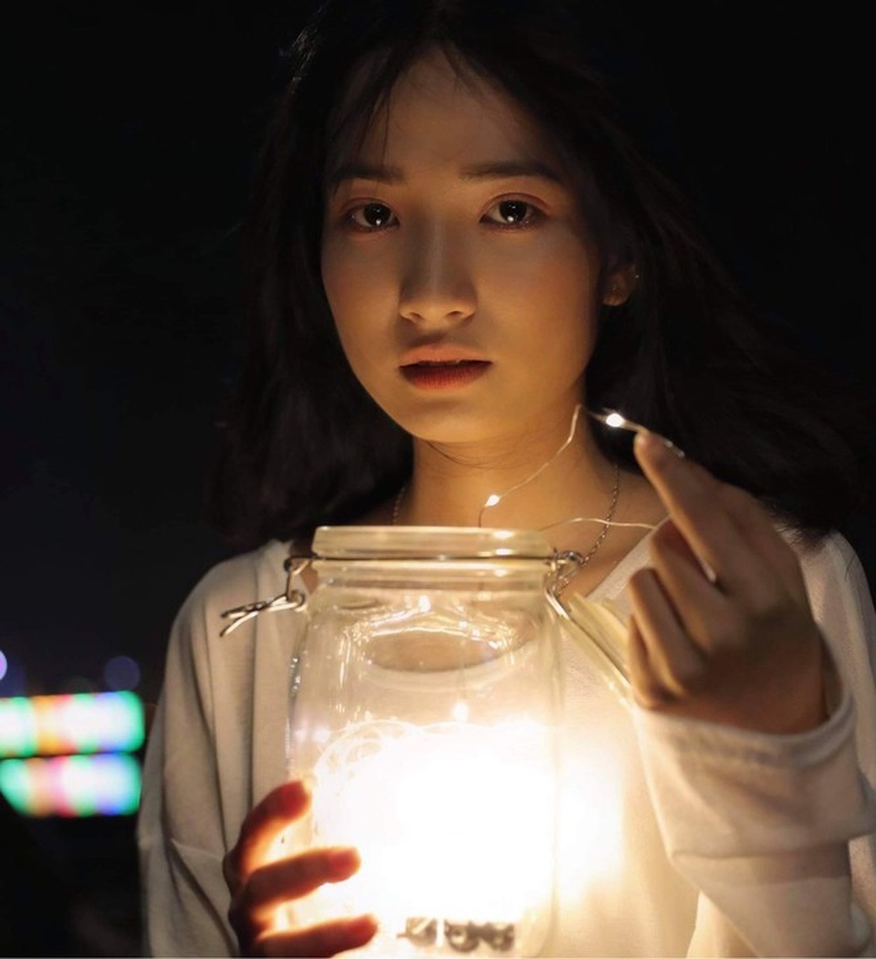 Vẻ đẹp trong veo tựa nàng thơ của nữ sinh trường CĐ Sư phạm Trung ương - 12 Vẻ đẹp trong veo tựa nàng thơ của nữ sinh trường CĐ Sư phạm Trung ương - 12