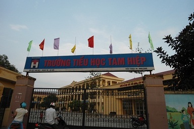 Vụ phụ huynh “quây” hiệu trưởng: Phân tuyến để đảm bảo quyền lợi HS