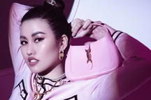 Emily Hồng Nhung tái xuất xinh đẹp