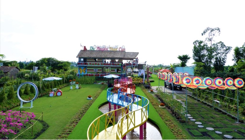 Vườn hoa hướng dương lớn nhất TP Sa Đéc mê hoặc người dân miền Tây - 4 Vườn hoa hướng dương lớn nhất TP Sa Đéc mê hoặc người dân miền Tây - 4