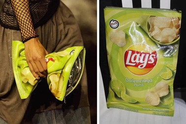 Túi xách "vỏ bim bim" có giá... 1.800 USD