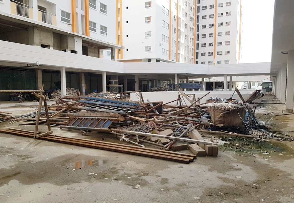 Nhà ở xã hội: Dân “chán ngắt” vì dự án chậm 3 năm vẫn tiếp tục... “rùa bò” (!?) - 1 Nhà ở xã hội: Dân “chán ngắt” vì dự án chậm 3 năm vẫn tiếp tục... “rùa bò” (!?) - 1