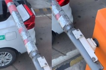 Xôn xao clip tài xế công nghệ bị bắt đền 200 triệu đồng ở trạm BOT TPHCM