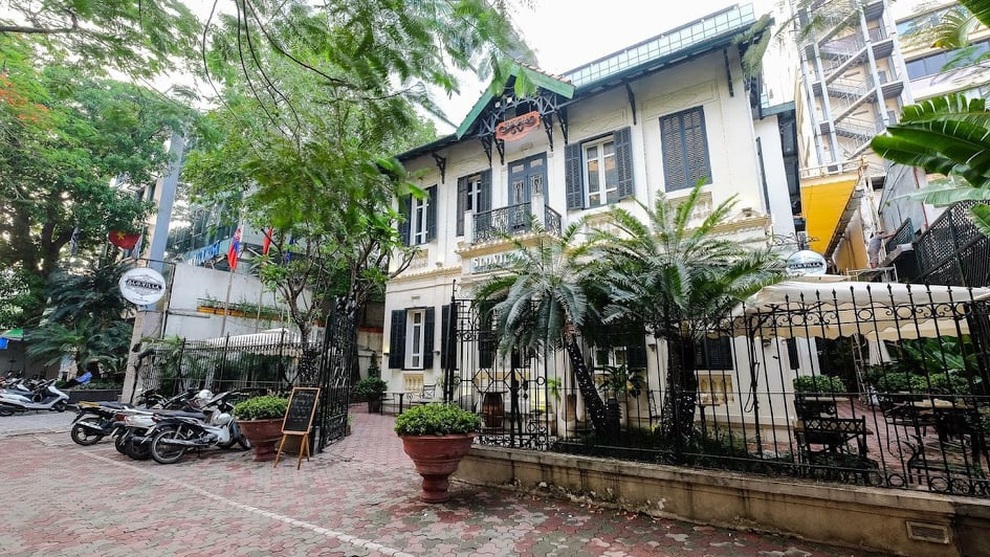 Hà Nội: Nam bảo vệ tử vong trong nhà hàng ở phố Lý Thường Kiệt - 1 Hà Nội: Nam bảo vệ tử vong trong nhà hàng ở phố Lý Thường Kiệt - 1